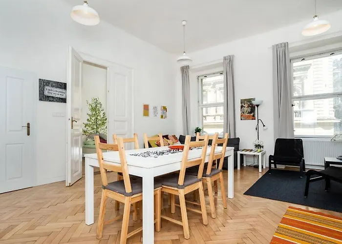 Bright, Spacious In The Historic Centre Prague