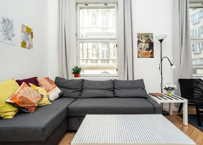 Bright, Spacious In The Historic Centre * Prague