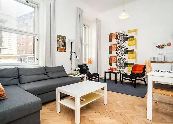Bright, Spacious In The Historic Centre Apartment